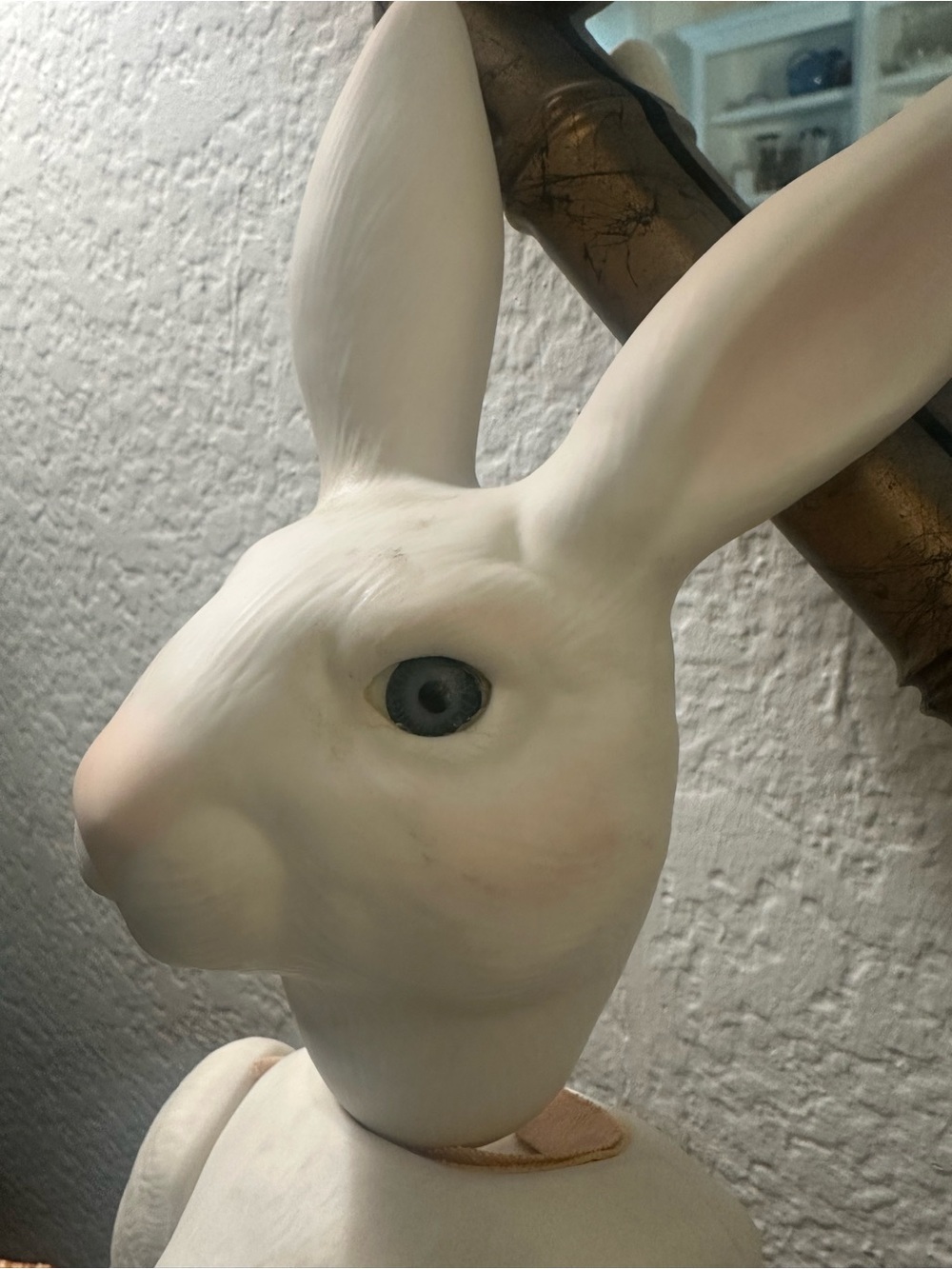 Ceramic bisque Articulated Bunny Doll with blue  glass eyes - Picture 4 of 7